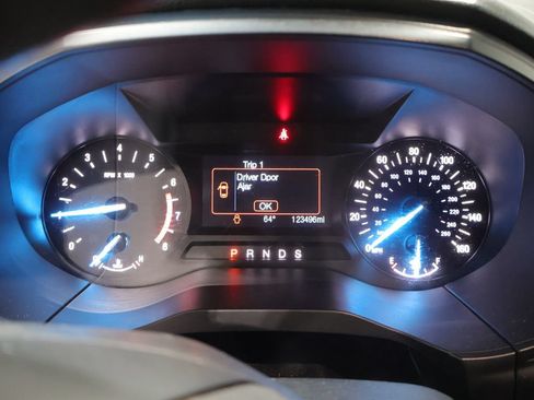 Used 2019 Ford Edge SE AWD/4WD image 39