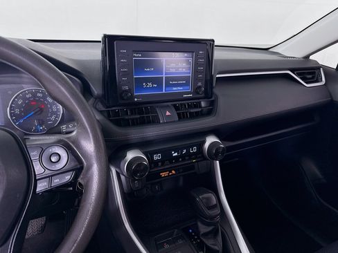 Certified 2022 Toyota RAV4 LE AWD/4WD image 14