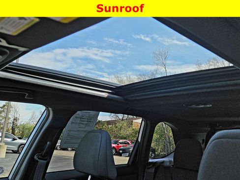 Used 2025 Subaru Forester Premium AWD/4WD image 23
