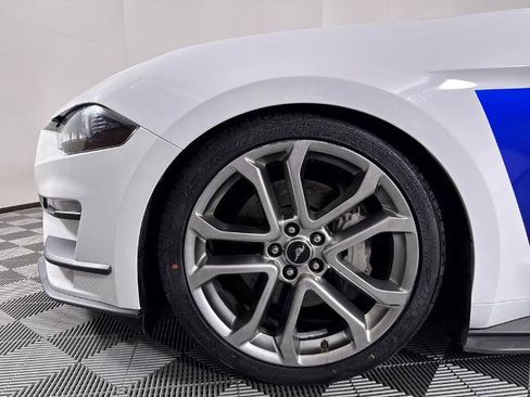 Certified 2019 Ford Mustang GT Premium w/ Equipment Group 401A image 19