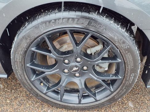 Used 2019 Ford Mustang Coupe w/ Ecoboost Performance Package image 9