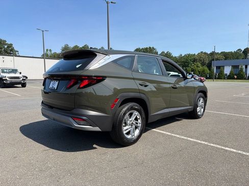 Certified 2025 Hyundai Tucson SE FWD image 8