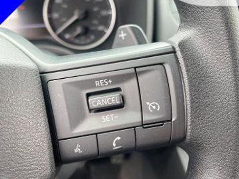 Certified 2025 Nissan Rogue S image 22