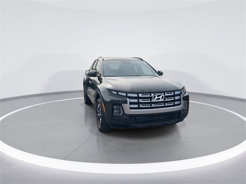 Certified 2025 Hyundai Santa Cruz SEL image 2