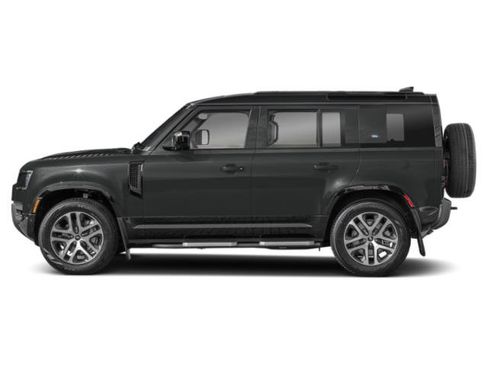 Used 2024 Land Rover Defender 110 X-Dynamic SE AWD/4WD image 2