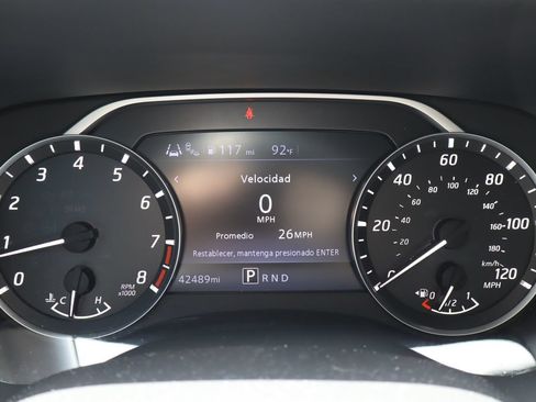 Used 2024 Nissan Frontier SL w/ Technology Package RWD image 10
