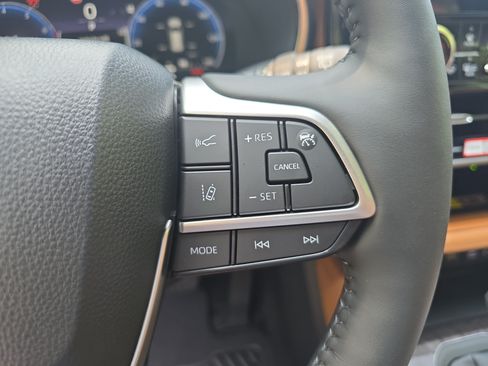 New 2026 Toyota Highlander Platinum AWD/4WD image 20