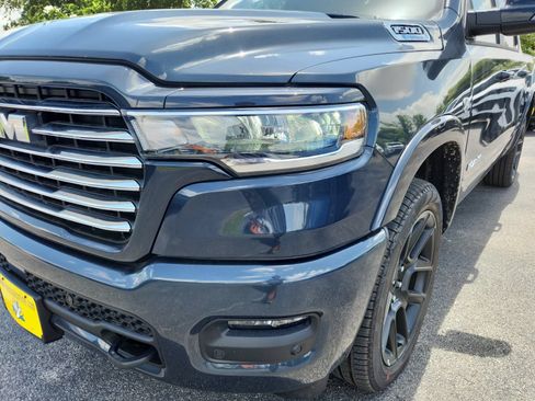 New 2026 RAM 1500 Laramie AWD/4WD image 9