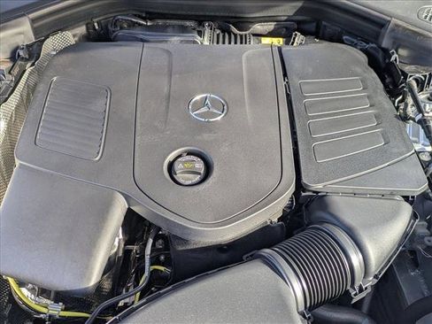 New 2026 Mercedes-Benz GLC 300 image 13