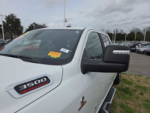 Used 2024 RAM 3500 Big Horn image 6