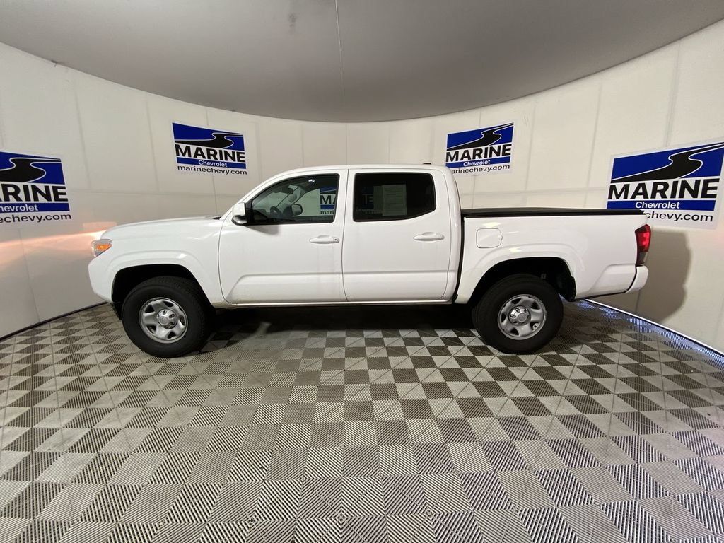 Used 2023 Toyota Tacoma SR AWD/4WD image 13