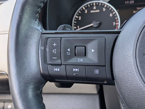 Certified 2024 Nissan Pathfinder SL image 16