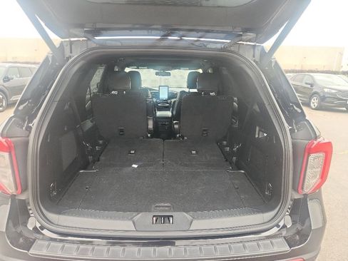 Used 2023 Ford Explorer ST w/ Equipment Group 401A AWD/4WD image 18