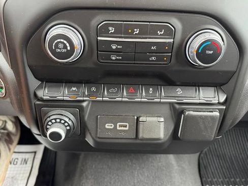 Used 2023 Chevrolet Silverado 1500 Custom Trail Boss AWD/4WD image 19
