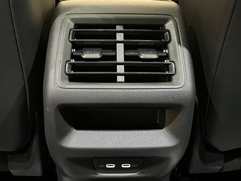 New 2026 Volkswagen Tiguan SE R-Line AWD/4WD image 25