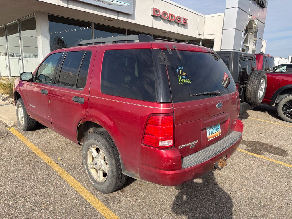 Used 2005 Ford Explorer XLT AWD/4WD image 3