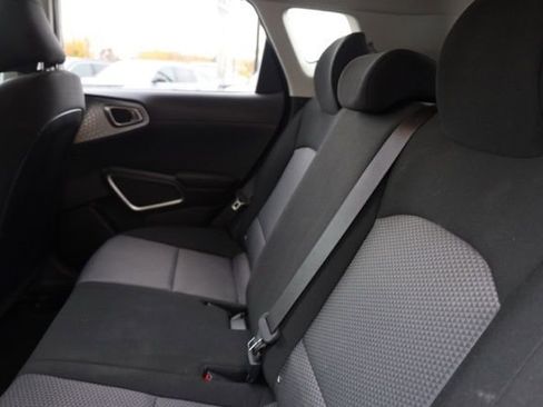 Certified 2023 Kia Soul LX w/ LX Technology Package image 30