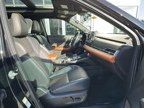 Used 2022 Mitsubishi Outlander SEL image 25