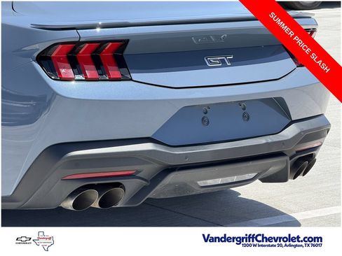 Used 2024 Ford Mustang GT Premium RWD image 6