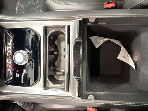 New 2026 Jeep Grand Wagoneer 4WD image 35