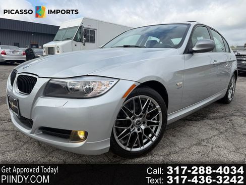 Used 2011 BMW 328i xDrive Sedan AWD/4WD image 1