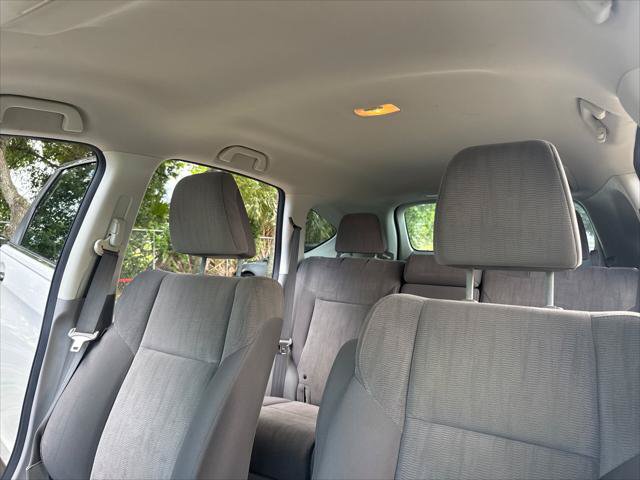 Used 2013 Honda CR-V LX image 18