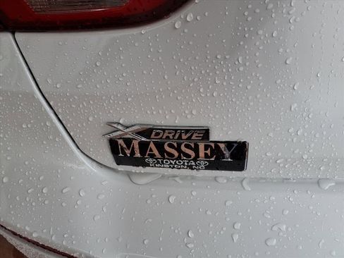 Used 2017 BMW 330i Gran Turismo xDrive image 11