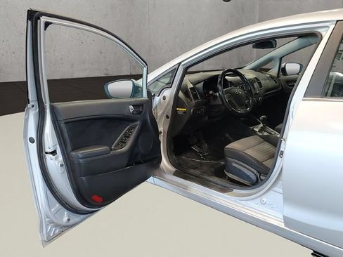 Used 2015 Kia Forte EX w/ UVO Package W/17" Alloys FWD image 16