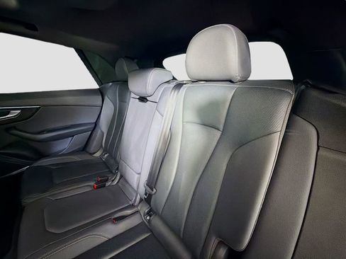 Used 2020 Audi Q8 Premium Plus w/ Premium Plus Package image 26