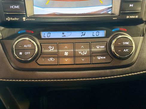 Used 2018 Toyota RAV4 XLE w/ Plus Extra Value Package AWD/4WD image 23