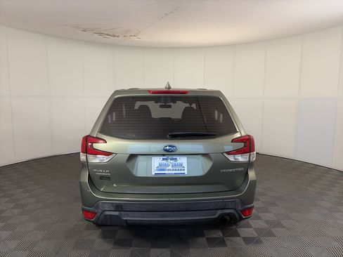 Used 2019 Subaru Forester image 5