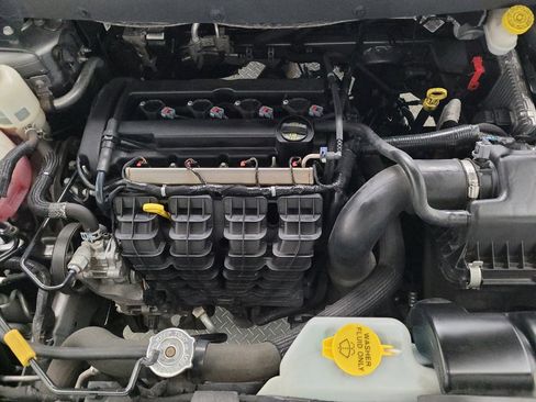 Used 2020 Dodge Journey Crossroad FWD image 30