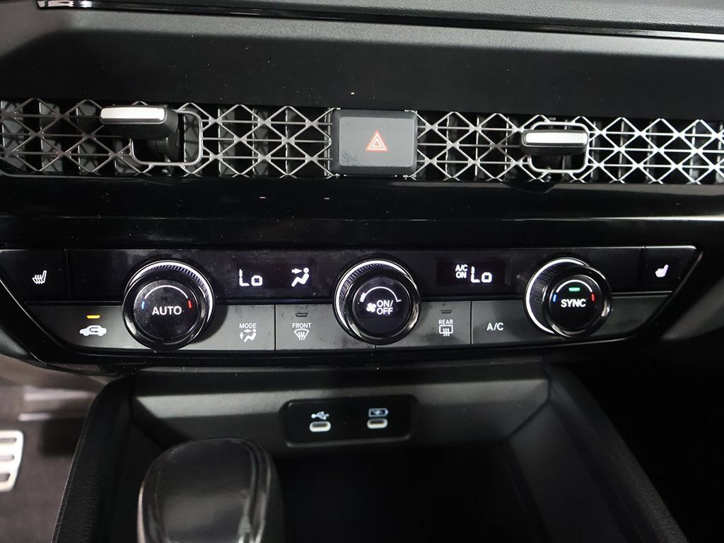 Used 2023 Honda Accord Sport image 43