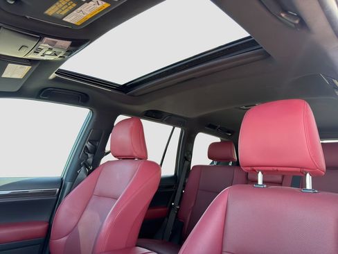 Used 2022 Lexus GX 460 Premium w/ Premium Package AWD/4WD image 24