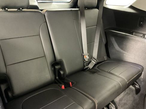 Used 2021 Chevrolet Traverse Premier w/ Redline Edition AWD/4WD image 24