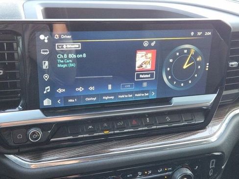 Used 2024 Chevrolet Silverado 1500 LT Trail Boss w/ Convenience Package II image 7