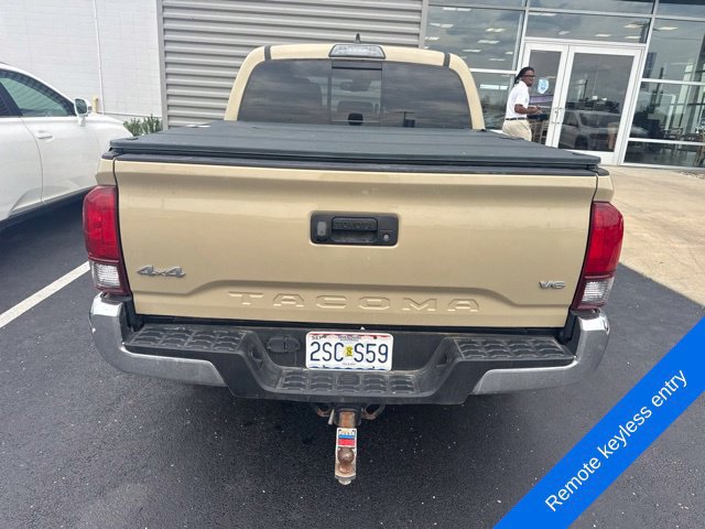 Used 2018 Toyota Tacoma SR5 AWD/4WD image 6