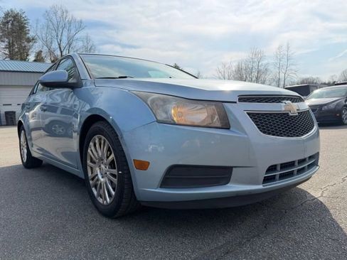 Used 2011 Chevrolet Cruze Eco image 7
