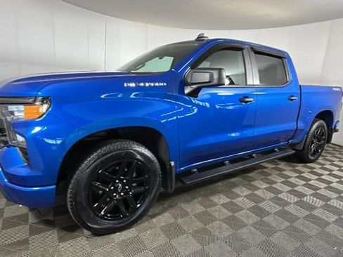 Used 2024 Chevrolet Silverado 1500 Custom AWD/4WD image 6