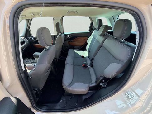 Used 2014 FIAT 500L Trekking FWD image 25