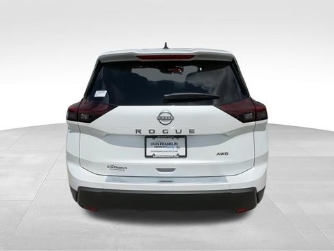 New 2026 Nissan Rogue SV AWD/4WD image 7