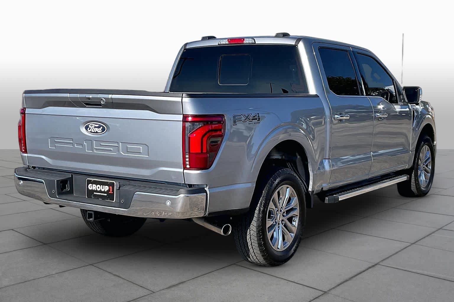 Used 2025 Ford F150 Lariat w/ Equipment Group 501A Mid AWD/4WD image 11