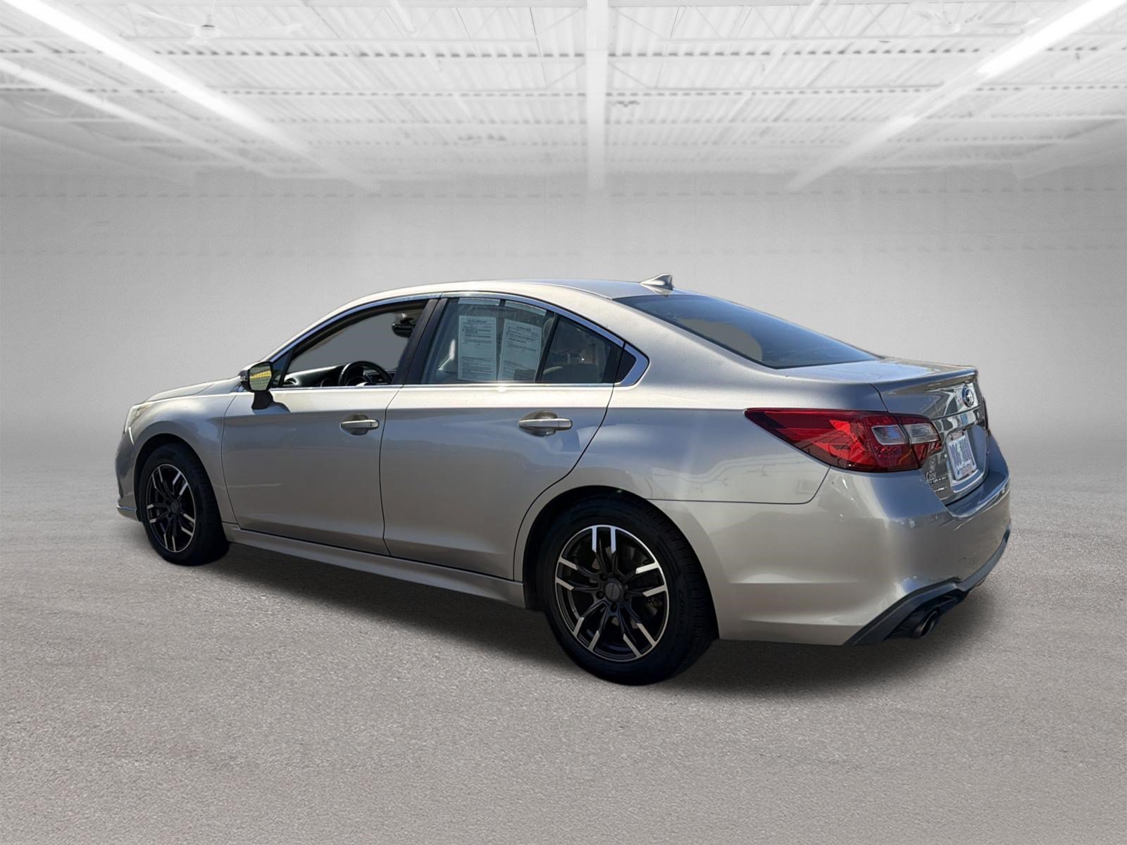 Used 2018 Subaru Legacy 2.5i Premium AWD/4WD image 3