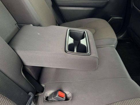 Used 2023 Toyota Highlander L FWD image 31