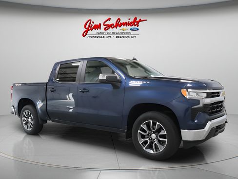 Used 2023 Chevrolet Silverado 1500 LT AWD/4WD image 1