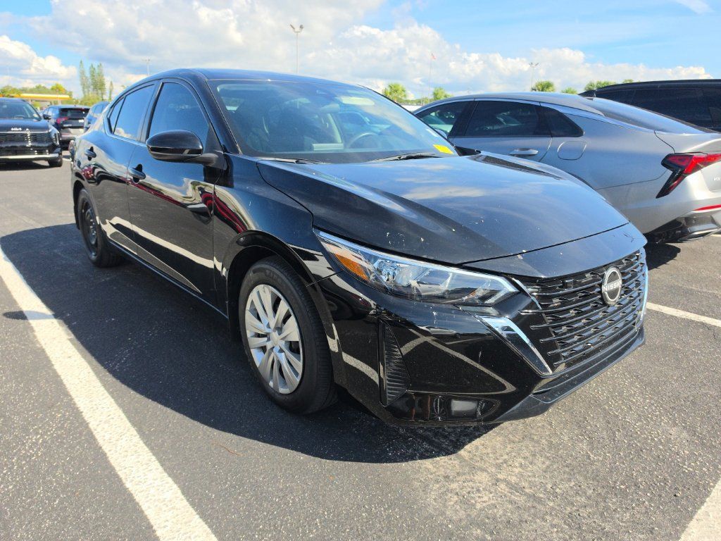 Used 2024 Nissan Sentra S FWD image 4