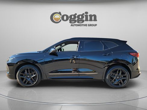 Certified 2023 Chevrolet Blazer RS w/ Driver Confidence II Package image 2