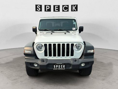 Used 2020 Jeep Gladiator Sport w/ Quick Order Package 24S AWD/4WD image 8