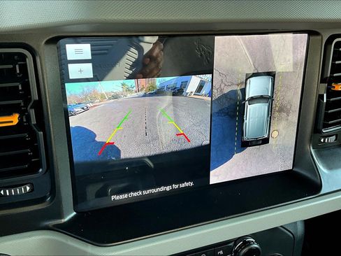 Used 2023 Ford Bronco Badlands image 22