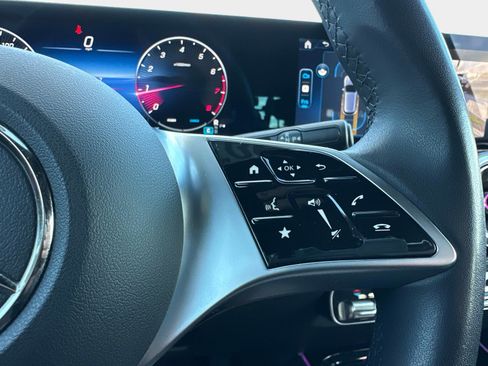 Certified 2025 Mercedes-Benz GLA 250 image 33